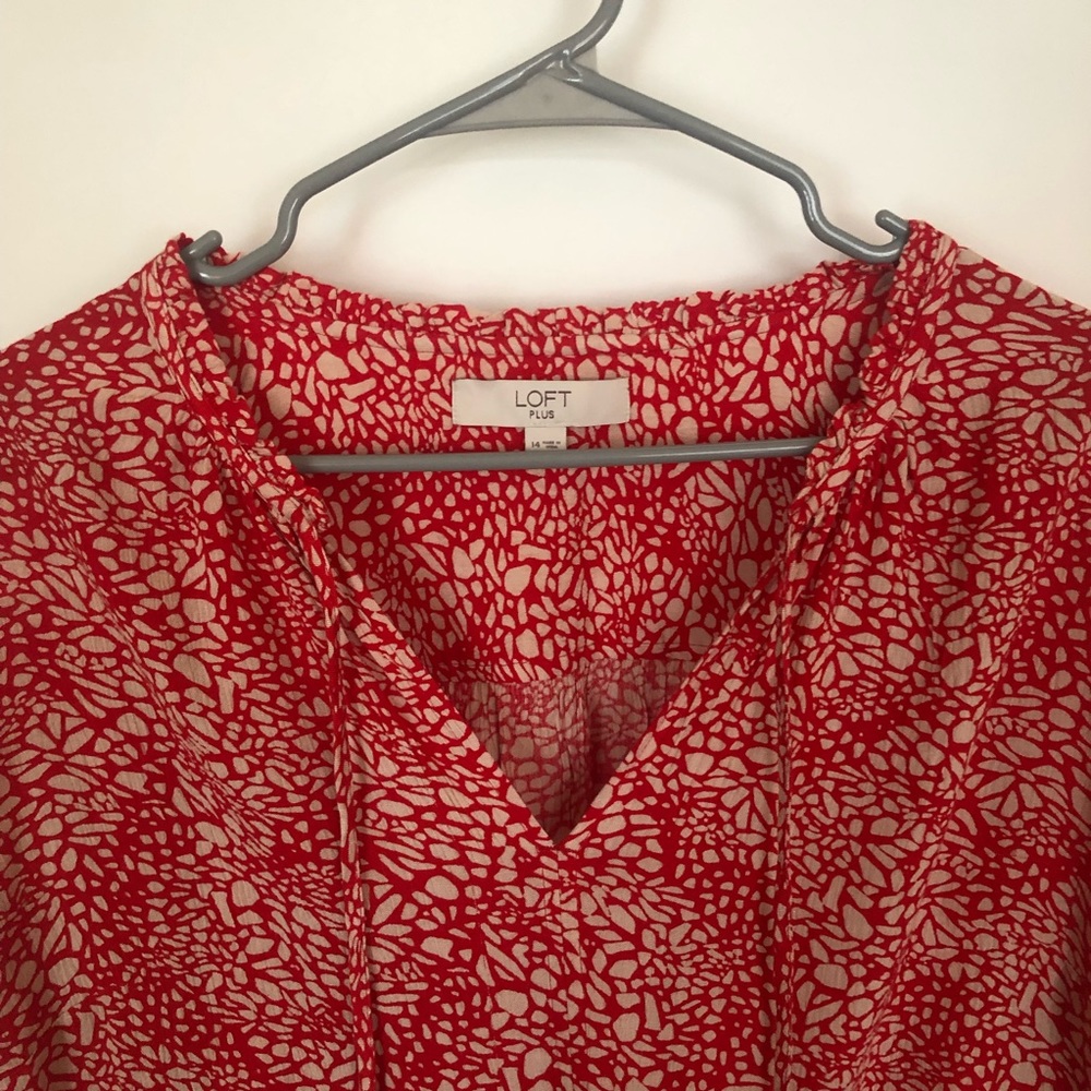LOFT Plus Red Top. - Picture 3 of 11